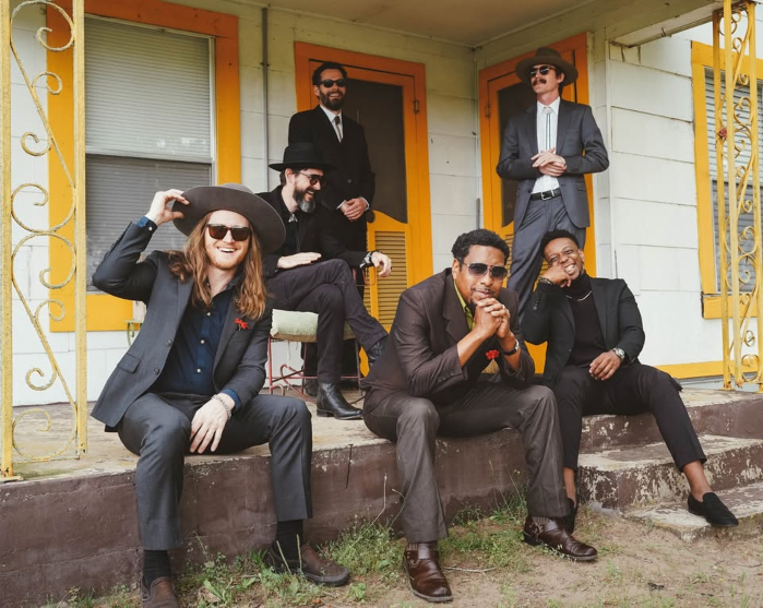 Tomar and The FCs return to the newly renovated Big Top for a funkified SOUL DANCE PARTY!