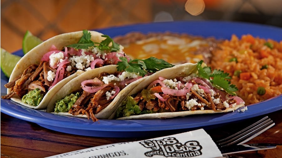 Ojos Locos Sports Cantina