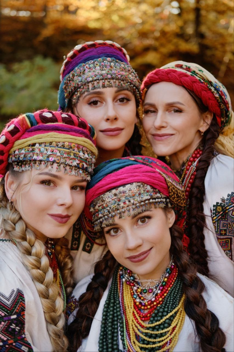 YAGÓDY: Ukrainian Folk Music Group