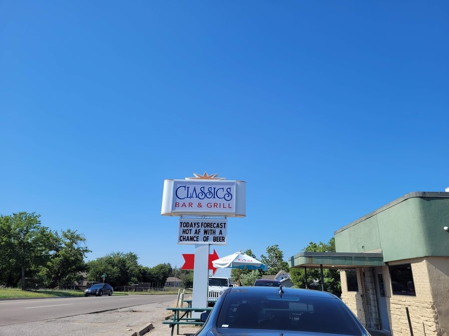 Classics Bar & Grill