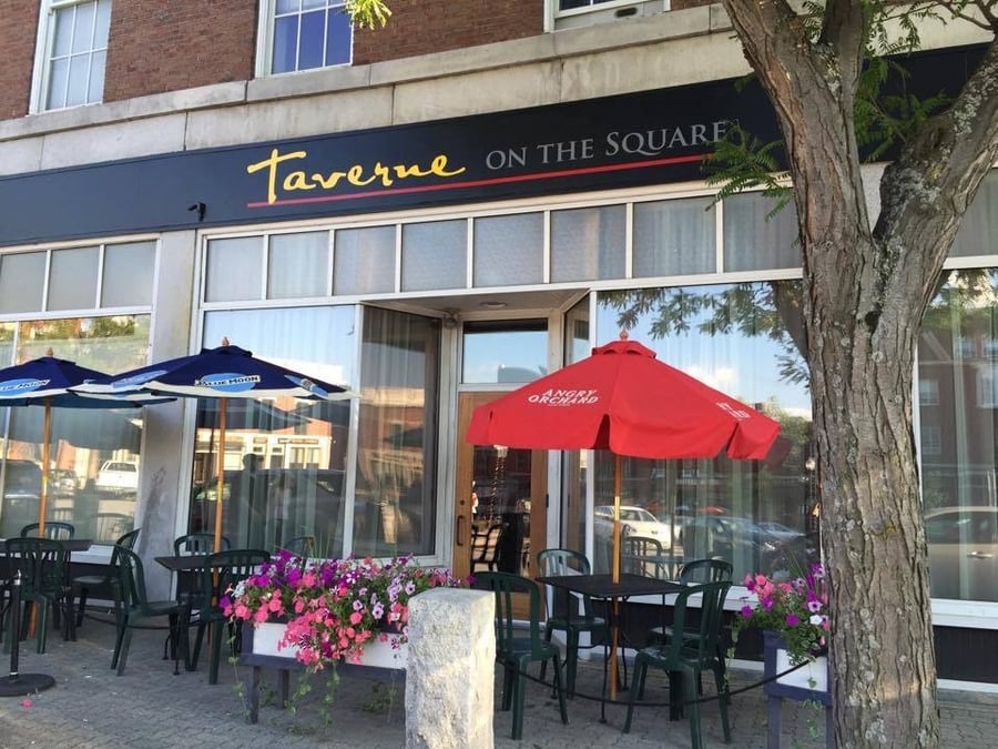 Taverne on the Square