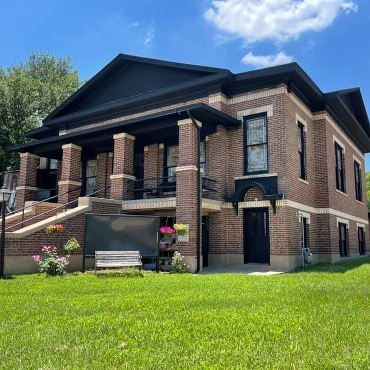 The Big Sandy Music Hall