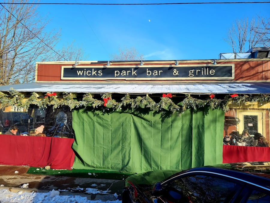Wicks Park Bar & Grille