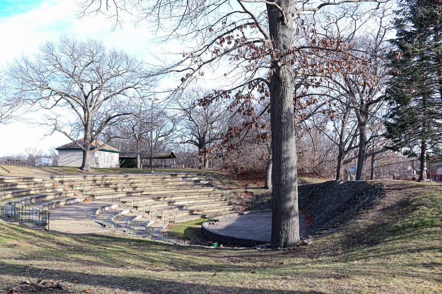 Ruth Gordon Amphitheater