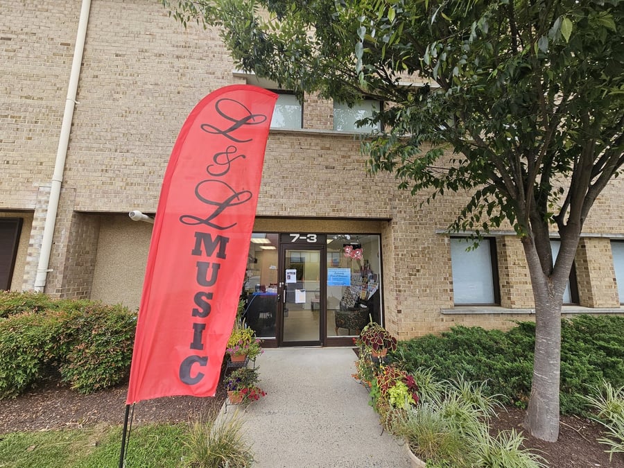 L & L Music-Wind Shop