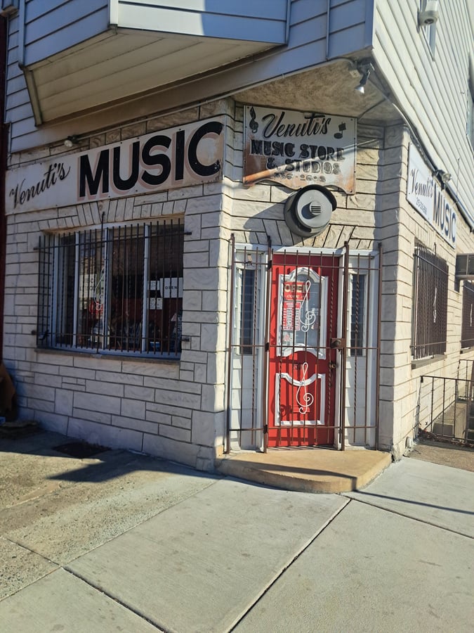 Venuti's Music Store & Studios
