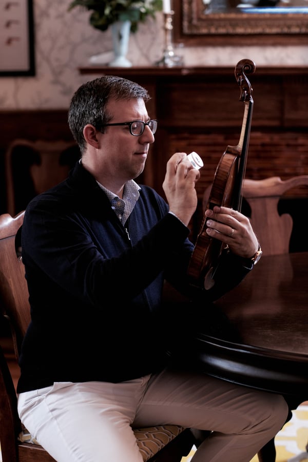 Jonathan Solars Fine Violins, Inc.