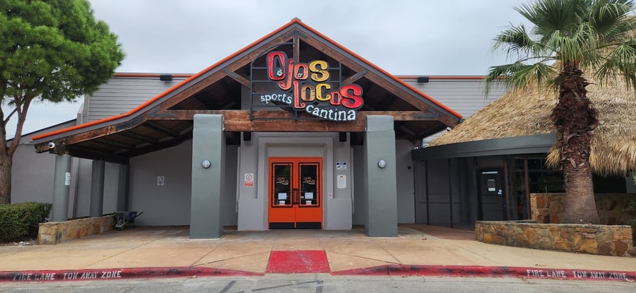 Ojos Locos Sports Cantina (South Austin, TX)