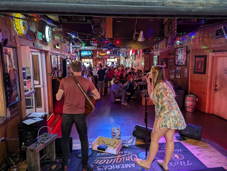 Morrison Holiday Bar