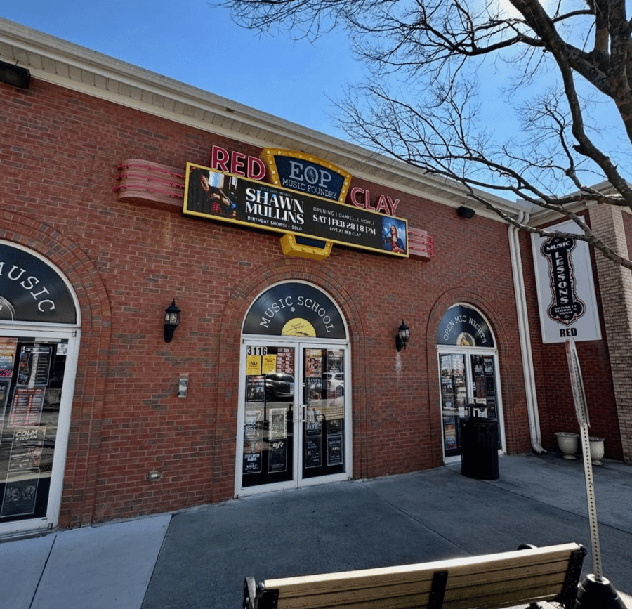 Eddie Owen Presents at Red Clay