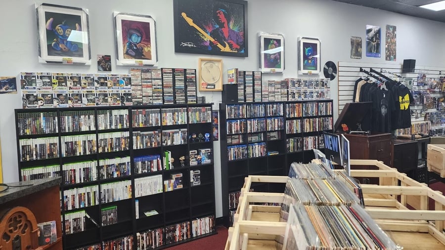 Broke 'n Records Music & More