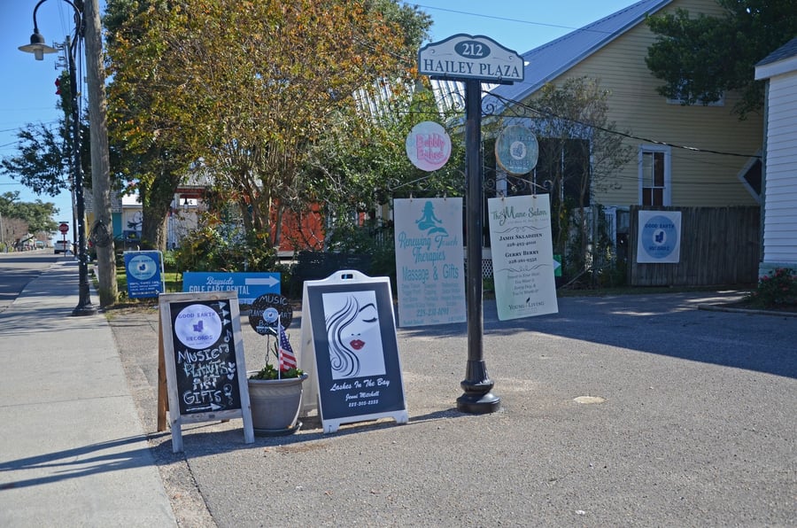 Good Earth Records - Bay St. Louis