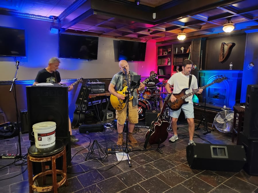 Saints & Scholars Pub