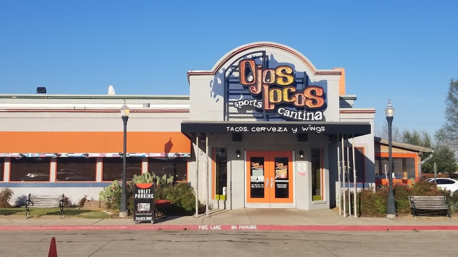 Ojos Locos Sports Cantina (Dallas, TX)