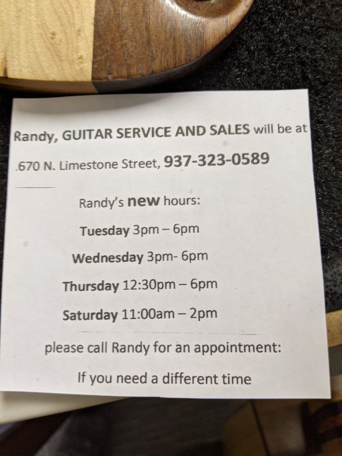 Guitar Attention Center