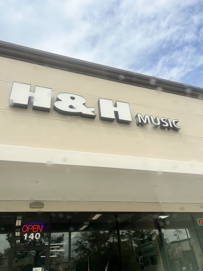H&H Music Store 26
