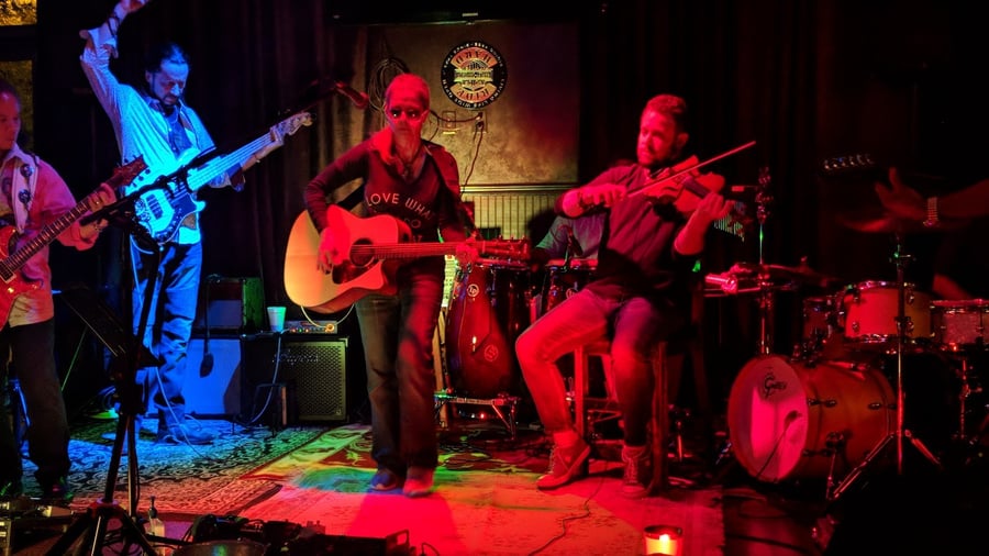 Miciah's Bar & Live Music