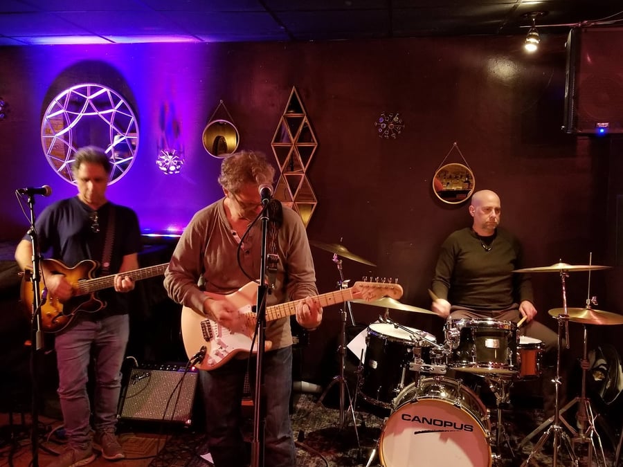 MAUREEN'S JAZZ CELLAR