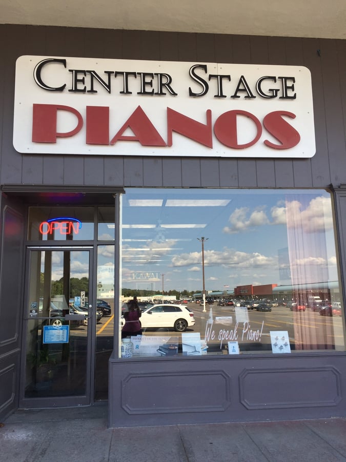Center Stage Pianos