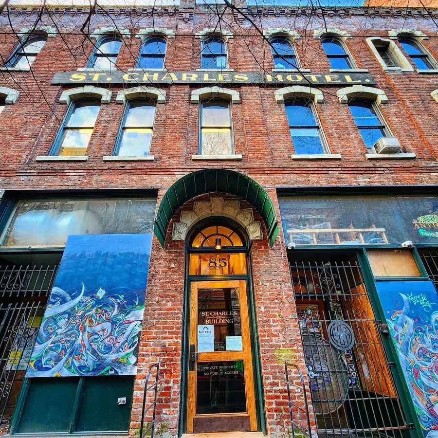 Emerald City Guitars