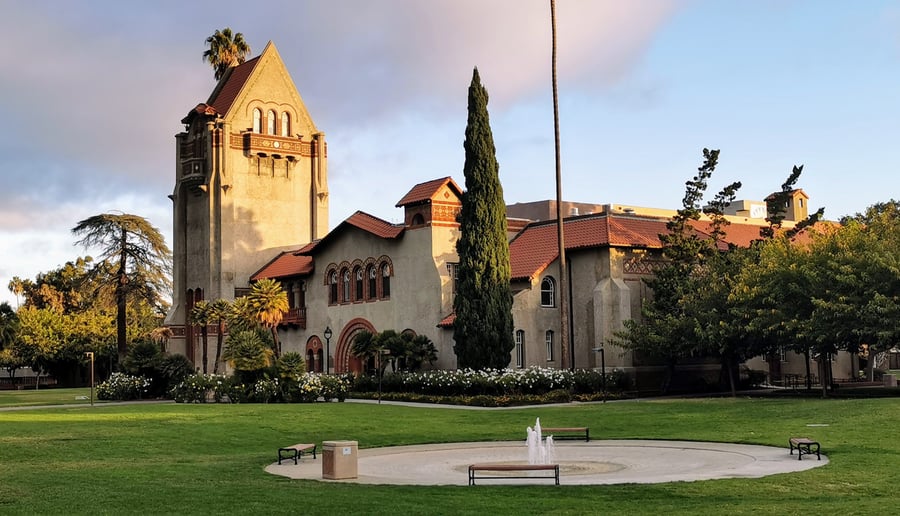 Morris Dailey Auditorium