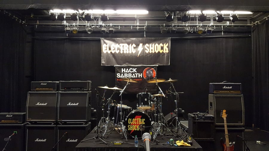 Mississippi Moon Bar at Diamond Jo Dubuque