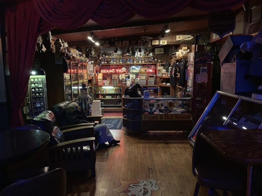 Cigars & Stripes BBQ Lounge