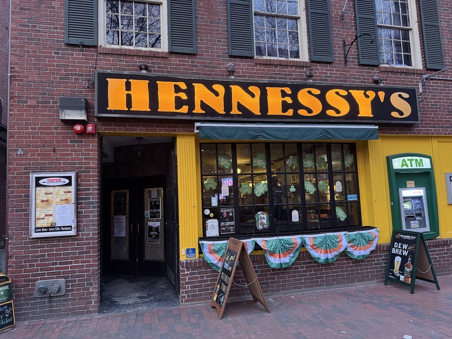 Hennessy’s Bar