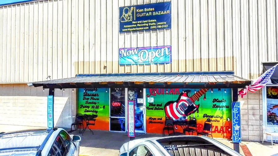 Ken Bates Guitar Bazaar