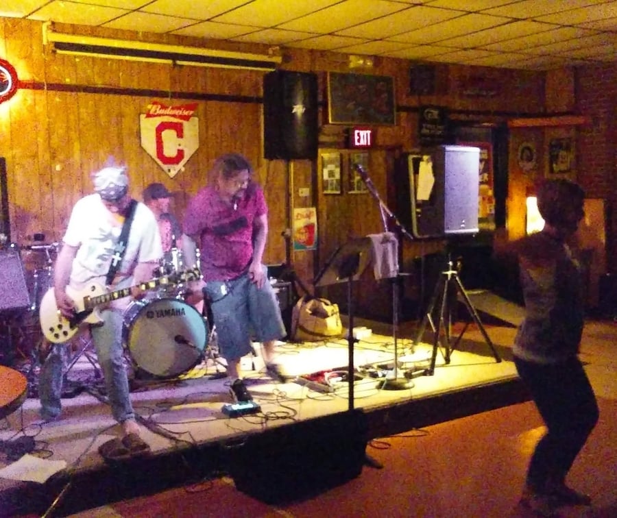 Cebars Euclid Tavern