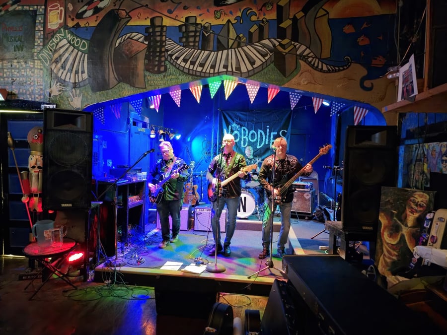 Phyllis’ Musical Inn