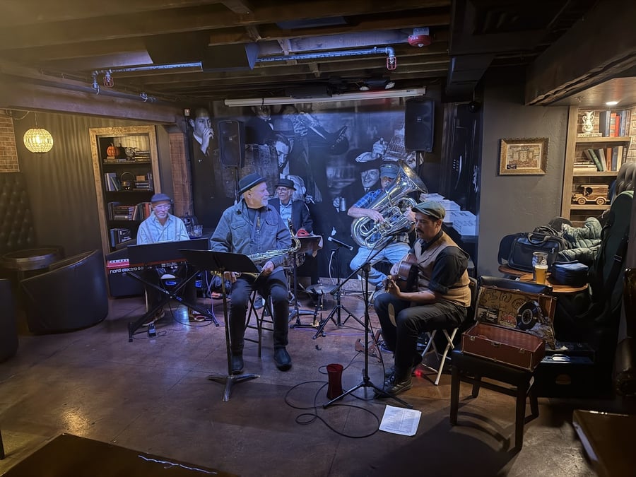 Kimmyz Secret Saloon