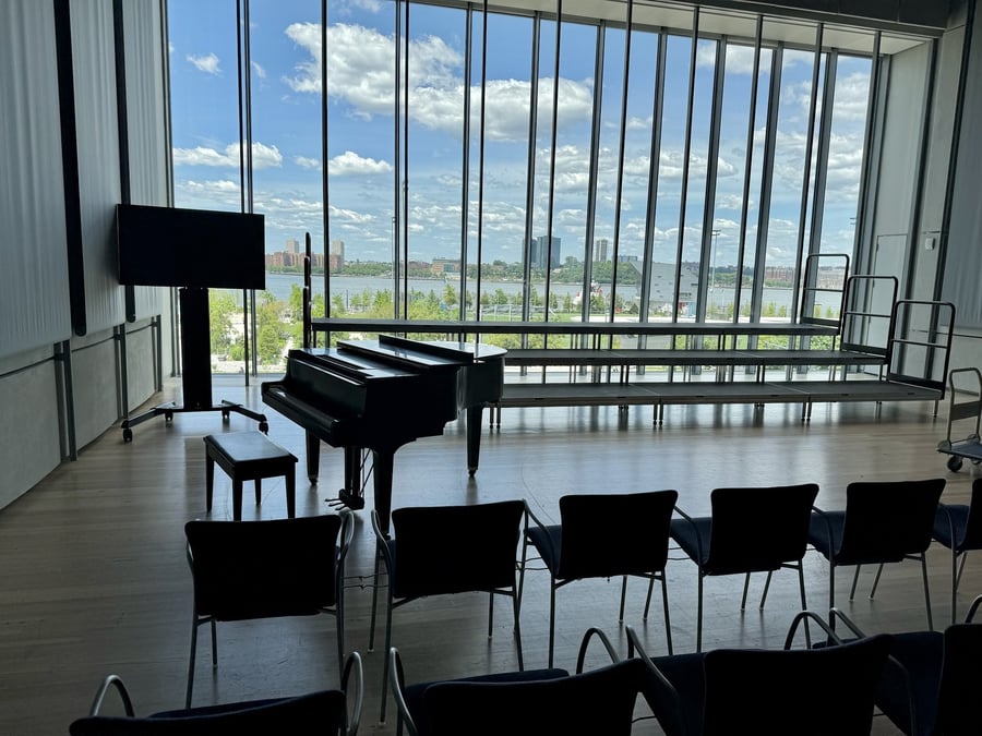 Mr & Mrs Piano Rentals