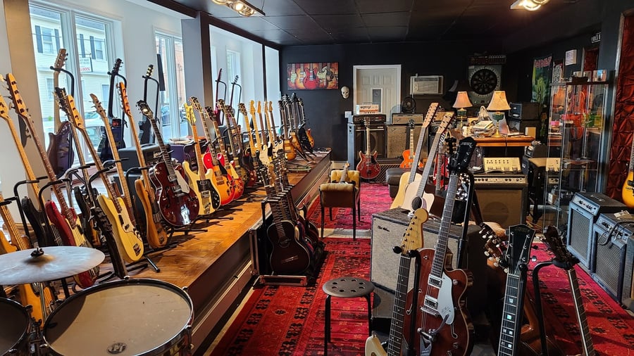 Six String Brokerage