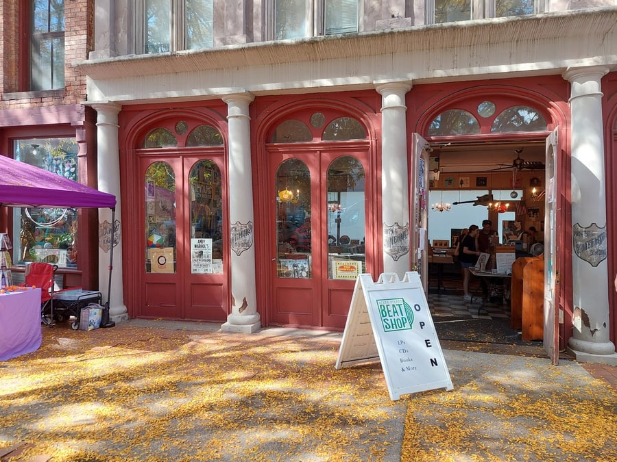 River Street Beat Shop