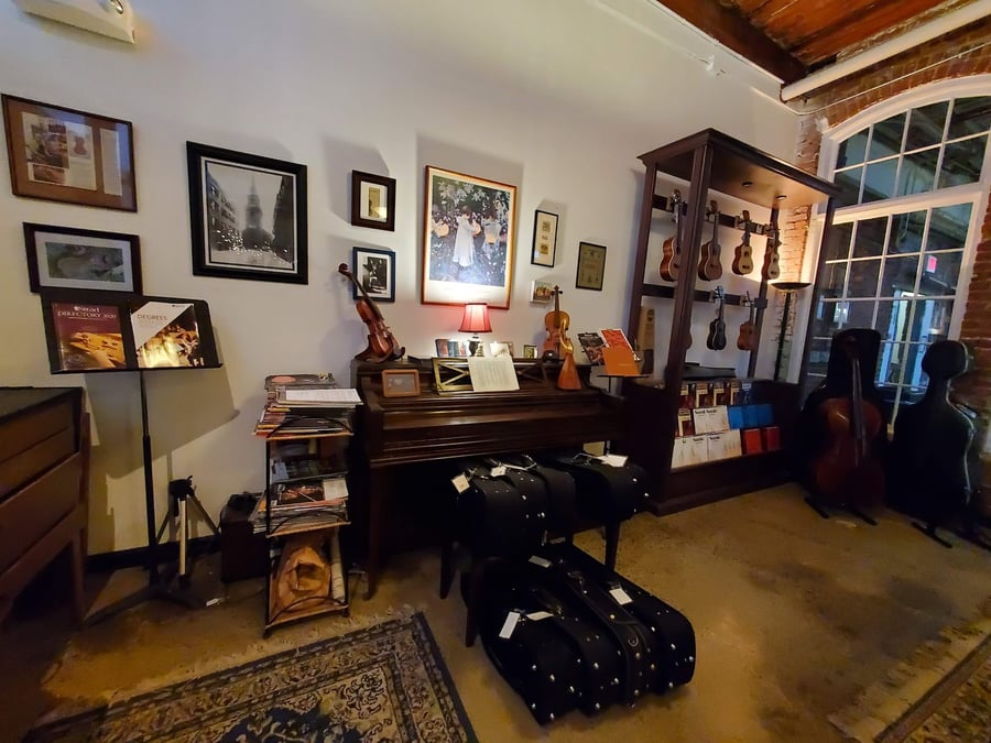 McCarten Violins LLC