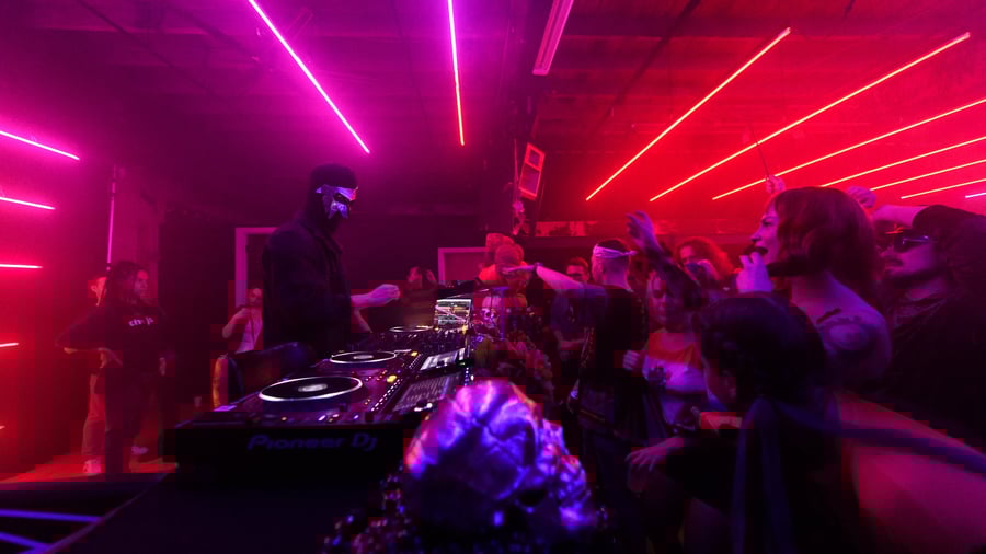 Warehouse on Watts | WOW