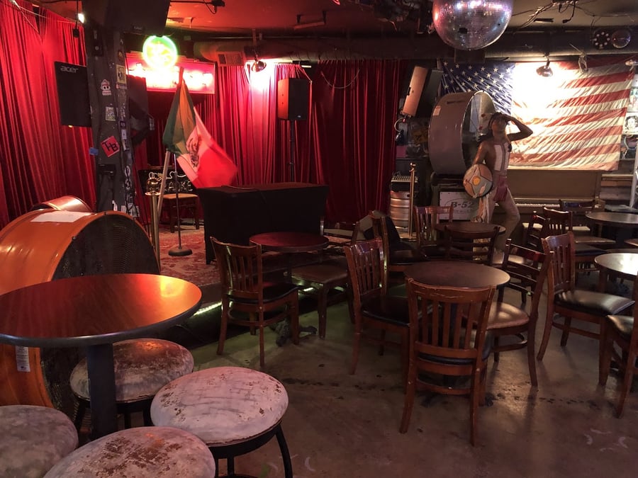 Willow Den Public House