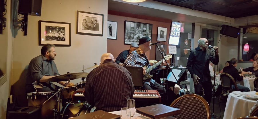 Shanghai Jazz Restaurant & Bar