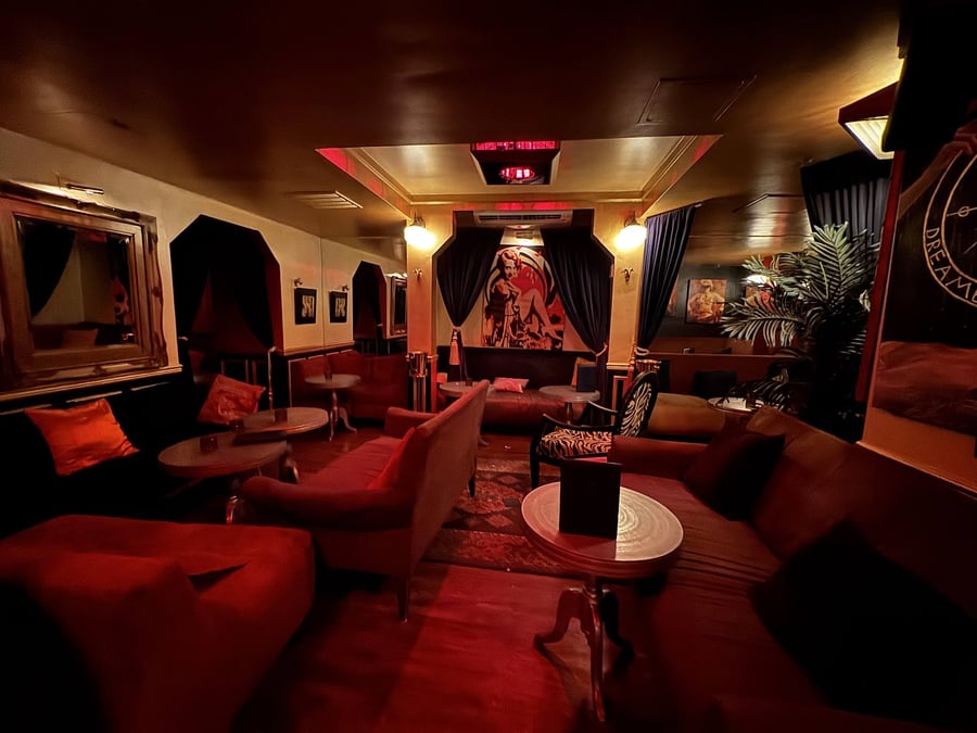 Flûte Champagne Bar