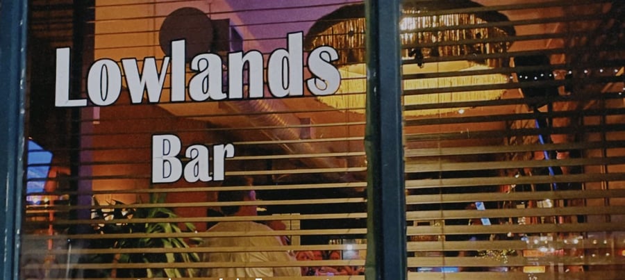 Lowlands Bar