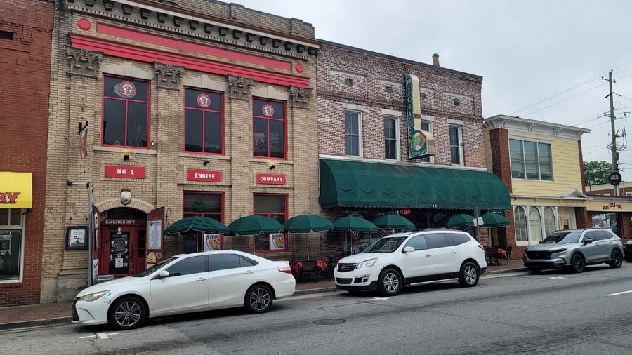 Johnnie MacCracken's Celtic Firehouse Pub