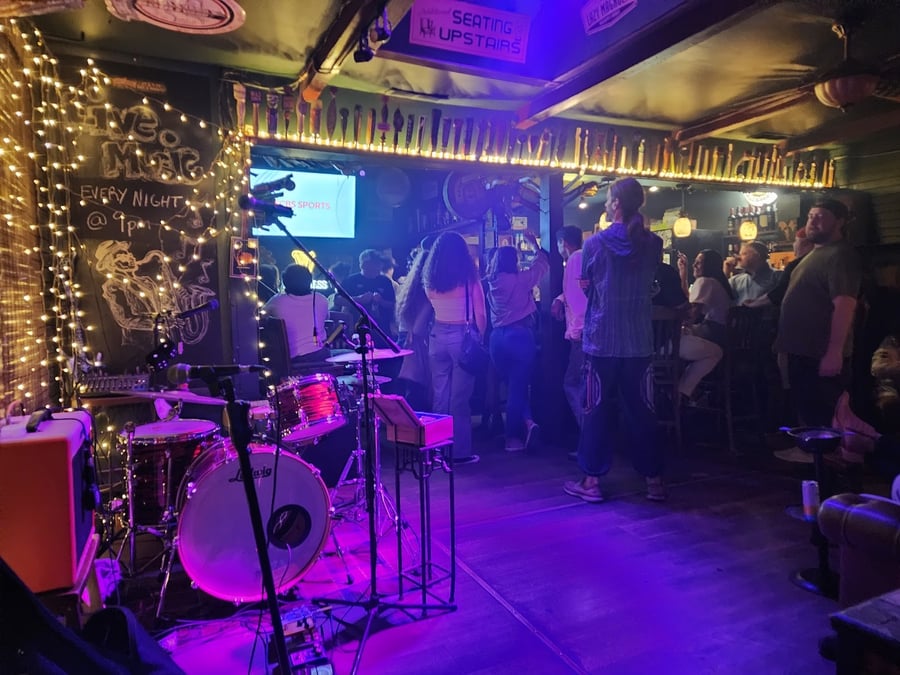 Stogies Jazz Club & Listening