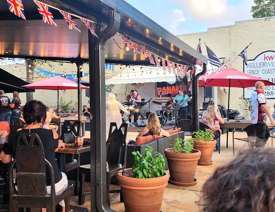 George & Dragon English Tavern