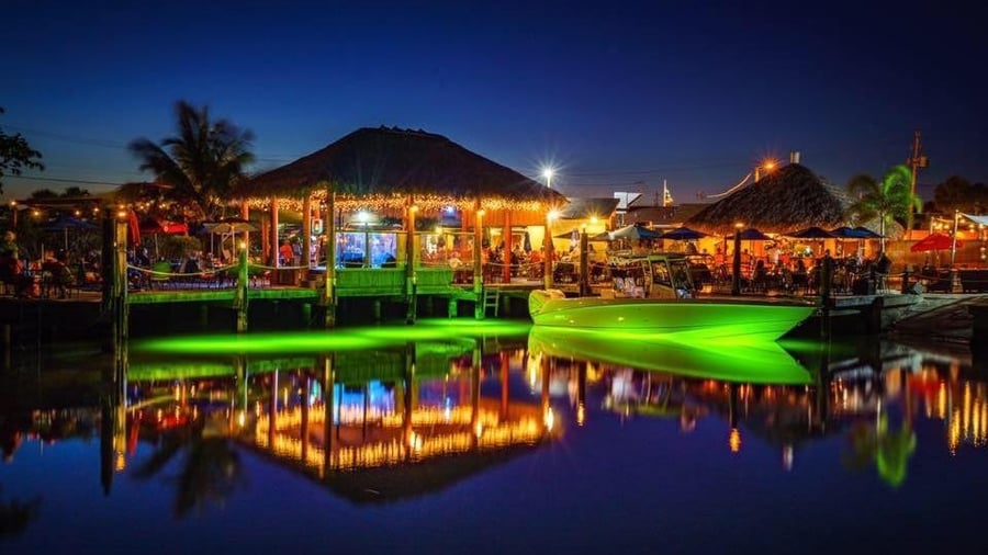 SandBar Tiki & Grille