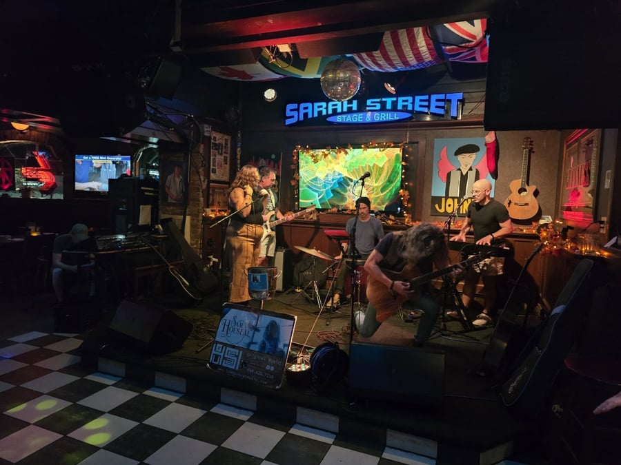 The Sarah Street Grill