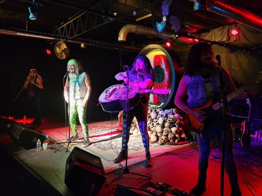 Main Stage Sports Bar & Naughty Burgers