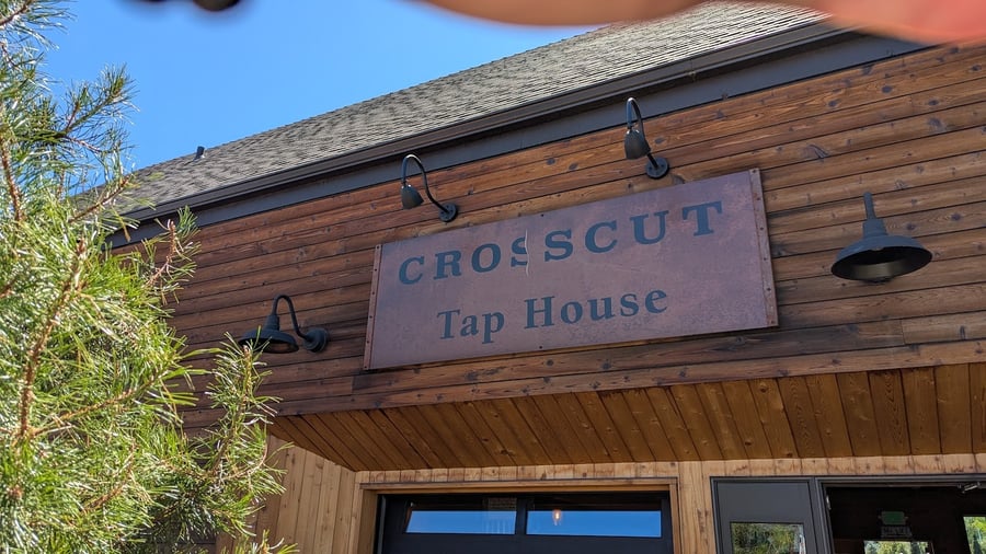 Crosscut- Warming Hut No.5