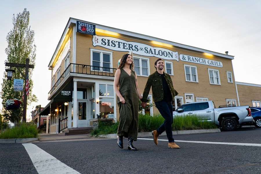 Sisters Saloon & Ranch Grill