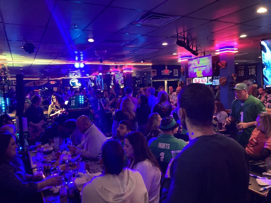 Screwballs Sports Bar & Grille